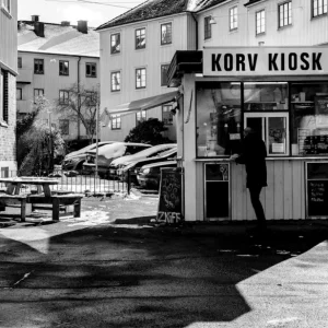 worst kiosk posters & art prints door Daniel Jirblad - Premium Poster - 50x70 Promotion Saisonnière