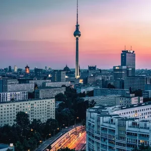 Zonsondergang Berlijn posters & art prints door Rafael Block - Premium Poster - 50x70 Satisfait Ou Remboursé