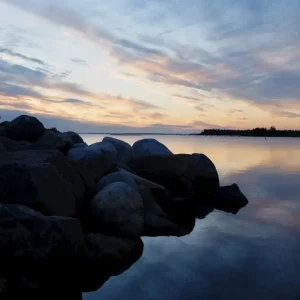 Zomeravond in Norrland posters & art prints door Ulrika Nordlund - Premium Poster - 50x70 Soldes