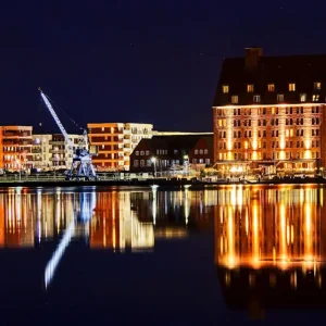 Achat Immédiat Hotel Speicher in Schwerin posters & art prints door Andreas Böckler - Premium Poster - 50x70