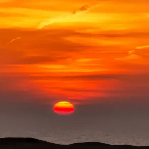 Zonsondergang posters & art prints door Veronica Forsberg - Premium Poster - 50x70 Remise