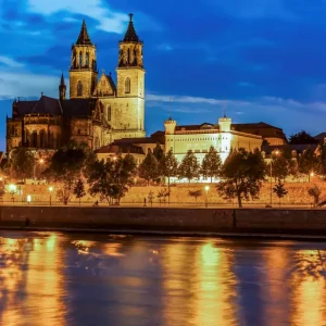 Achat Immédiat De Kathedraal van Maagdenburg in Maagdenburg posters & art prints door Dieterich Fotografie - Premium Poster - 50x70