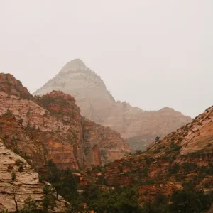 Zion Nebelberge posters & art prints door Hendrik Zahn - Premium Poster - 50x70 Prix Bas