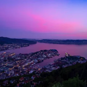 Zonsopgang Bergen posters & art prints door Stian van der Meeren - Premium Poster - 50x70 Réduction