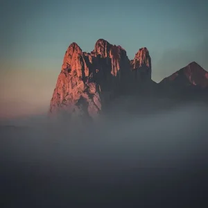 Zonsopgang Swiss Mountain posters & art prints door Lars Schmucker - Premium Poster - 50x70 Quantité Limitée