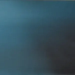 Achat Immédiat Abstract Serenity: Een studie in blauw en zwart posters & art prints door Mark Russell Jones - Premium Poster - 50x70